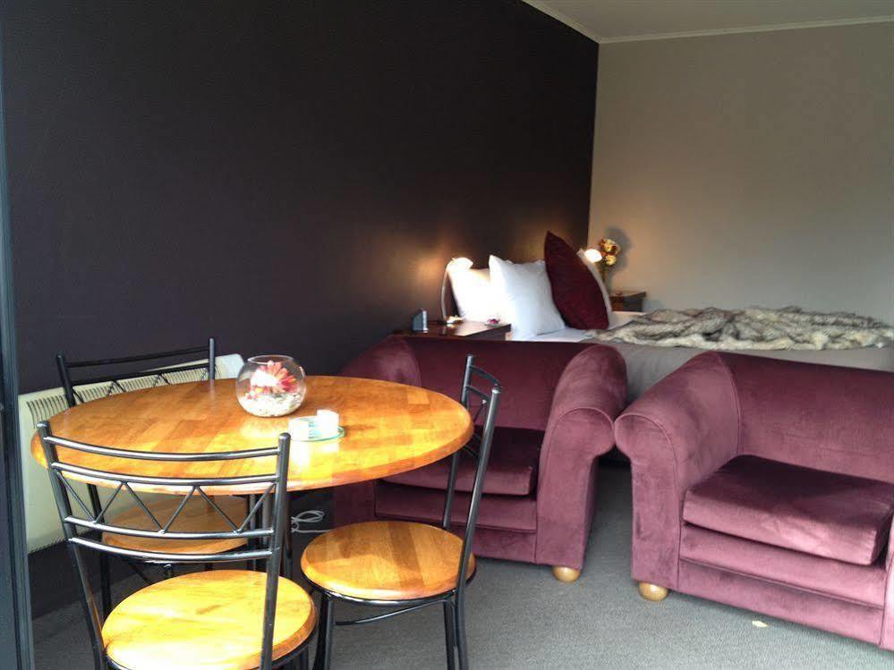 Lakefront Lodge Te Anau Exterior foto